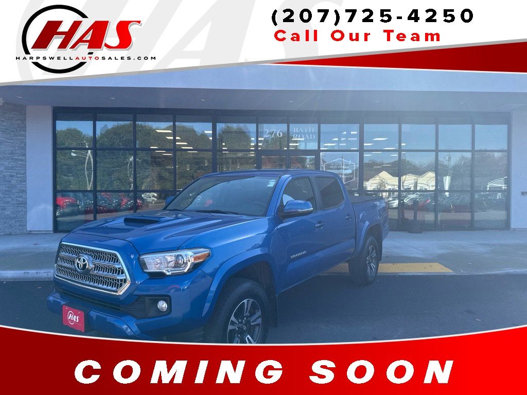 2017 Toyota Tacoma TRD Sport's photo