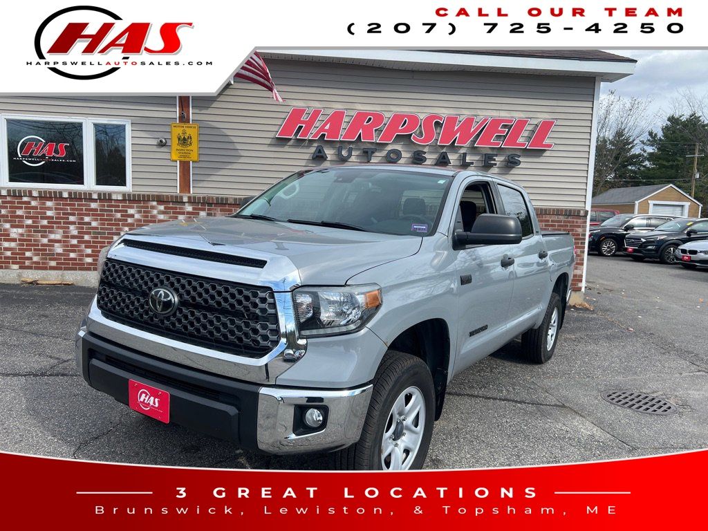 2020 Toyota Tundra SR5's photo