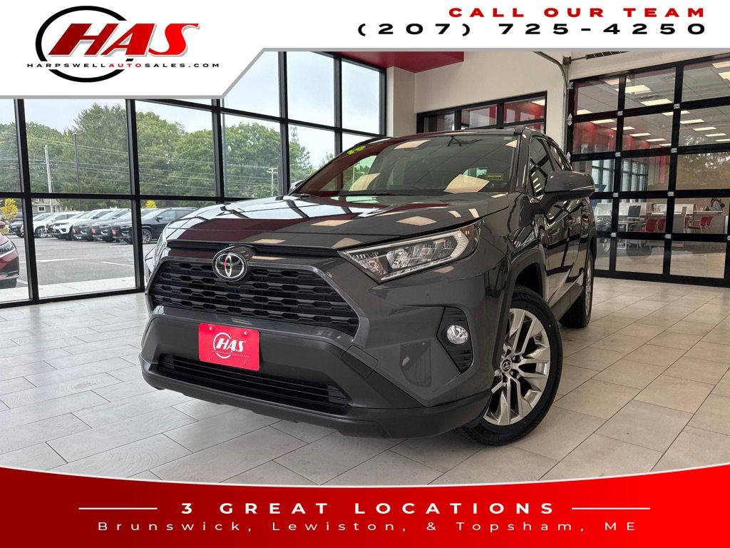 2019 Toyota RAV4 XLE Premium's photo