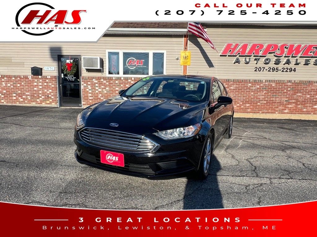 Used 2017 Ford Fusion SE Sedan