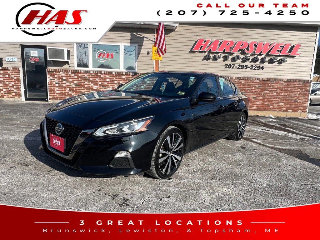 2022 Nissan Altima SR