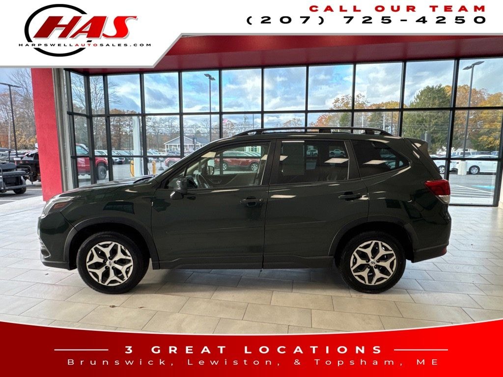 Used 2023 Subaru Forester Premium SUV