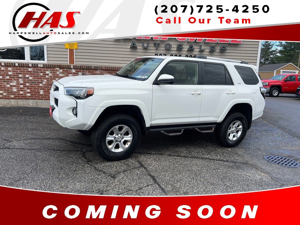 2019 Toyota 4Runner SR5's photo