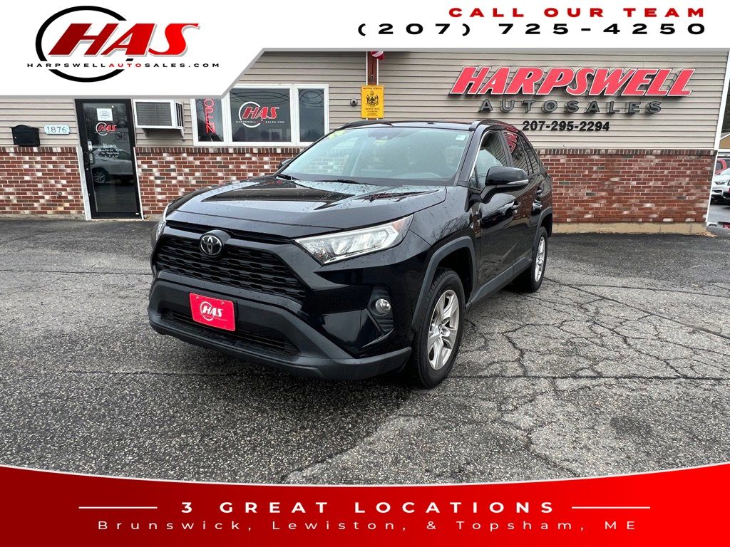 2019 Toyota RAV4 XLE's photo