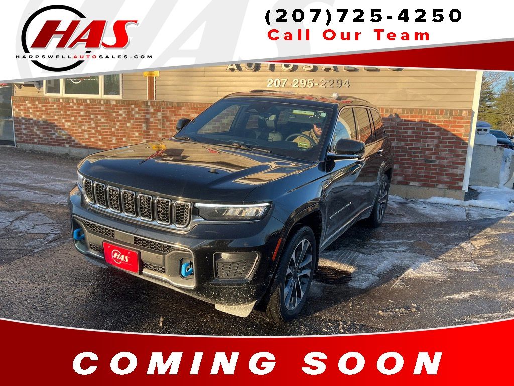 2023 Jeep Grand Cherokee Overland 4xe's photo