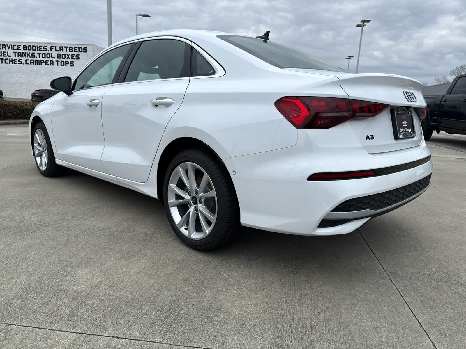 2025 Audi A3 2.0T Premium photo 4