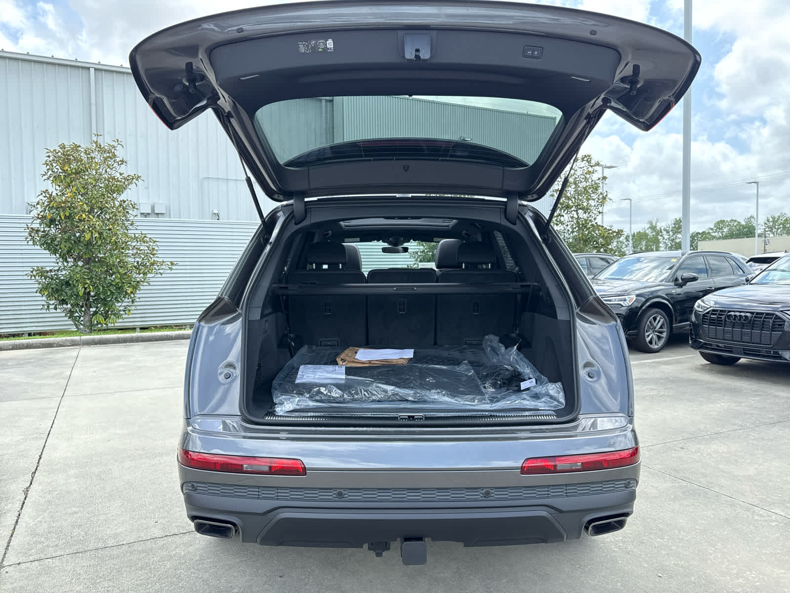 2025 Audi Q7 Premium Plus - Photo 31