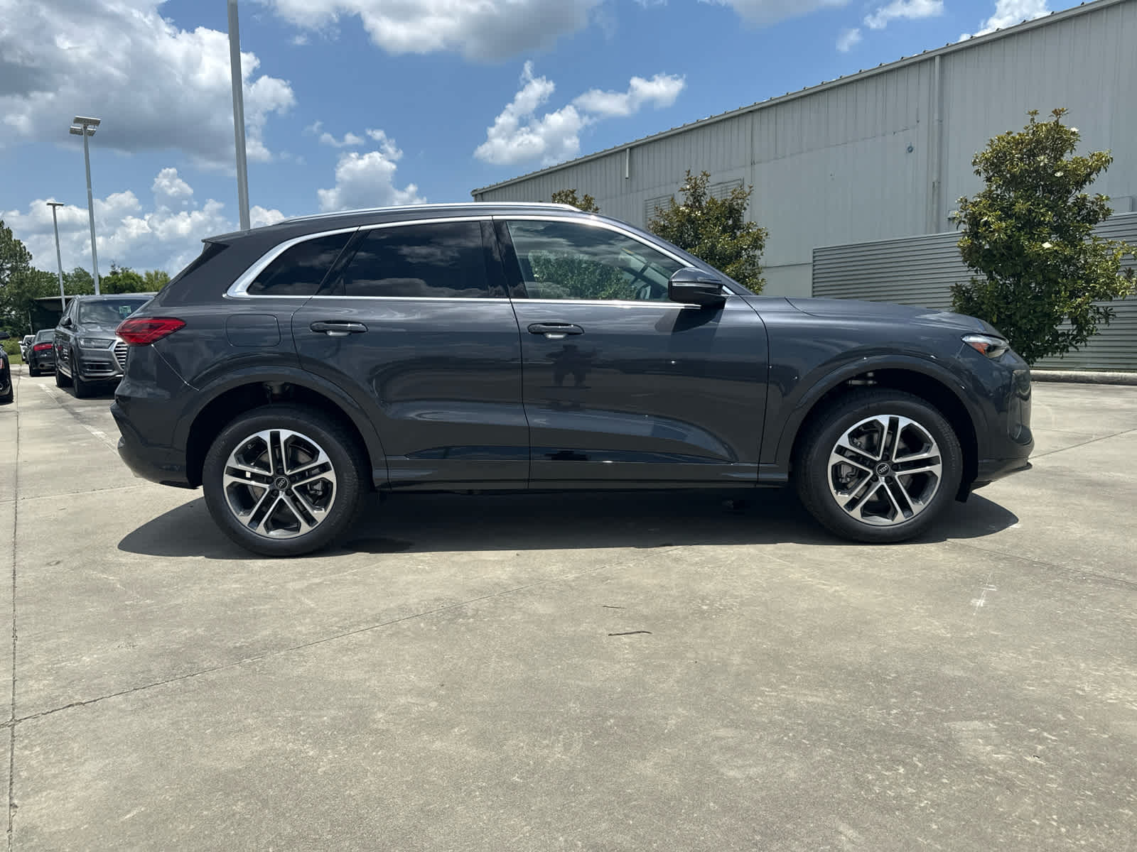 2025 Audi Q5 Premium Plus