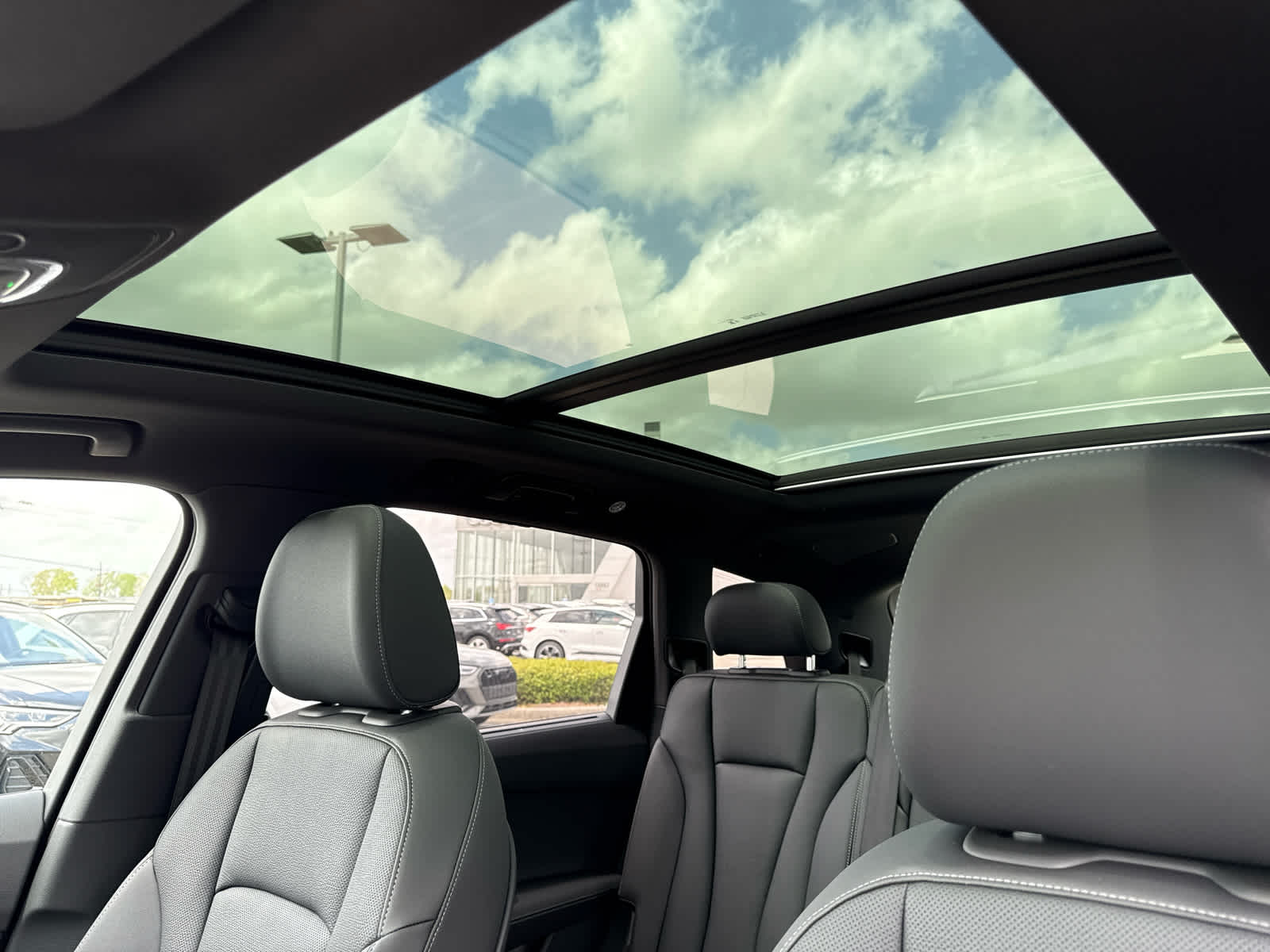 2025 Audi Q7 Premium Plus - Photo 29