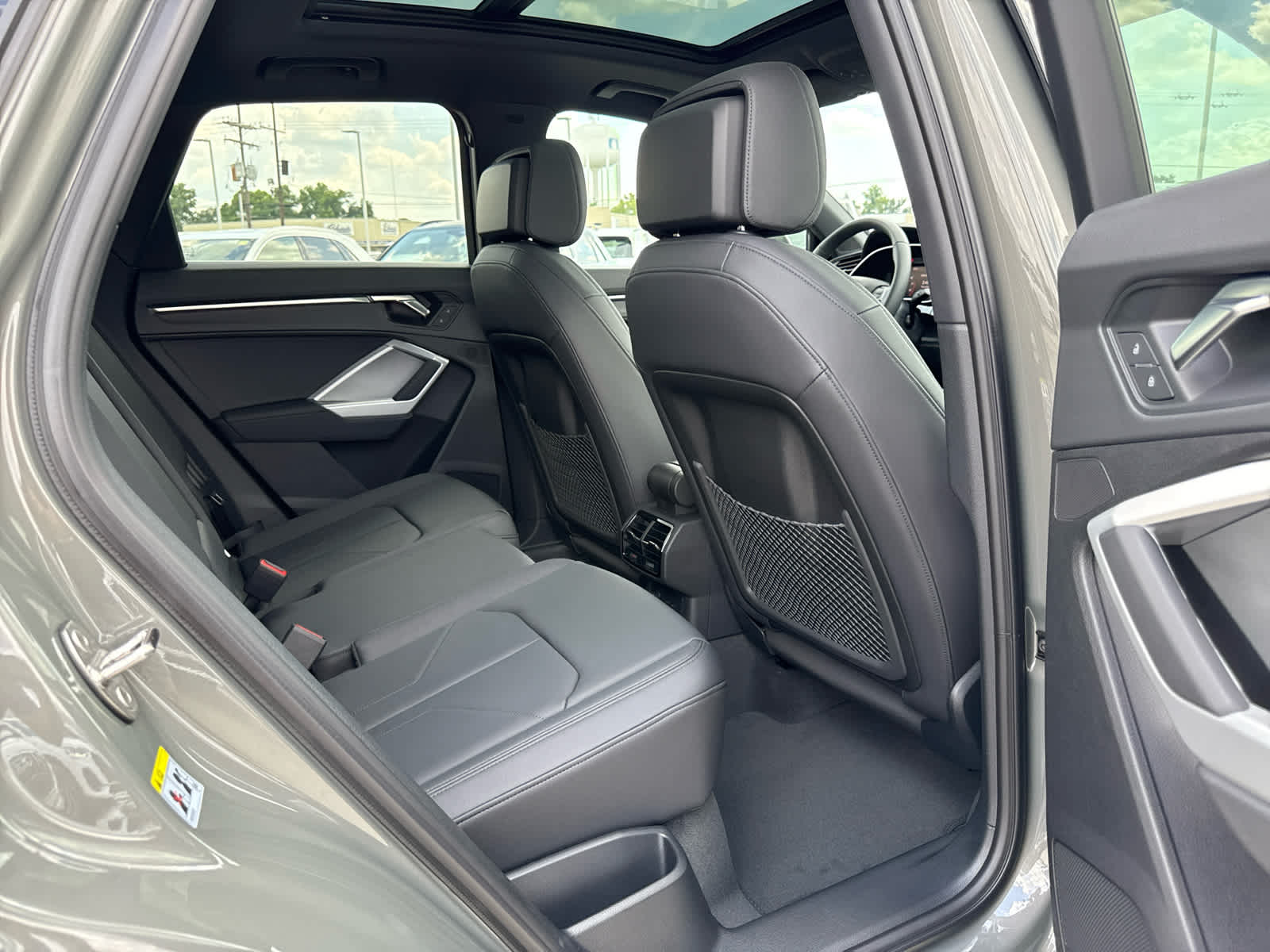 2025 Audi Q3 S Line Premium - Photo 18