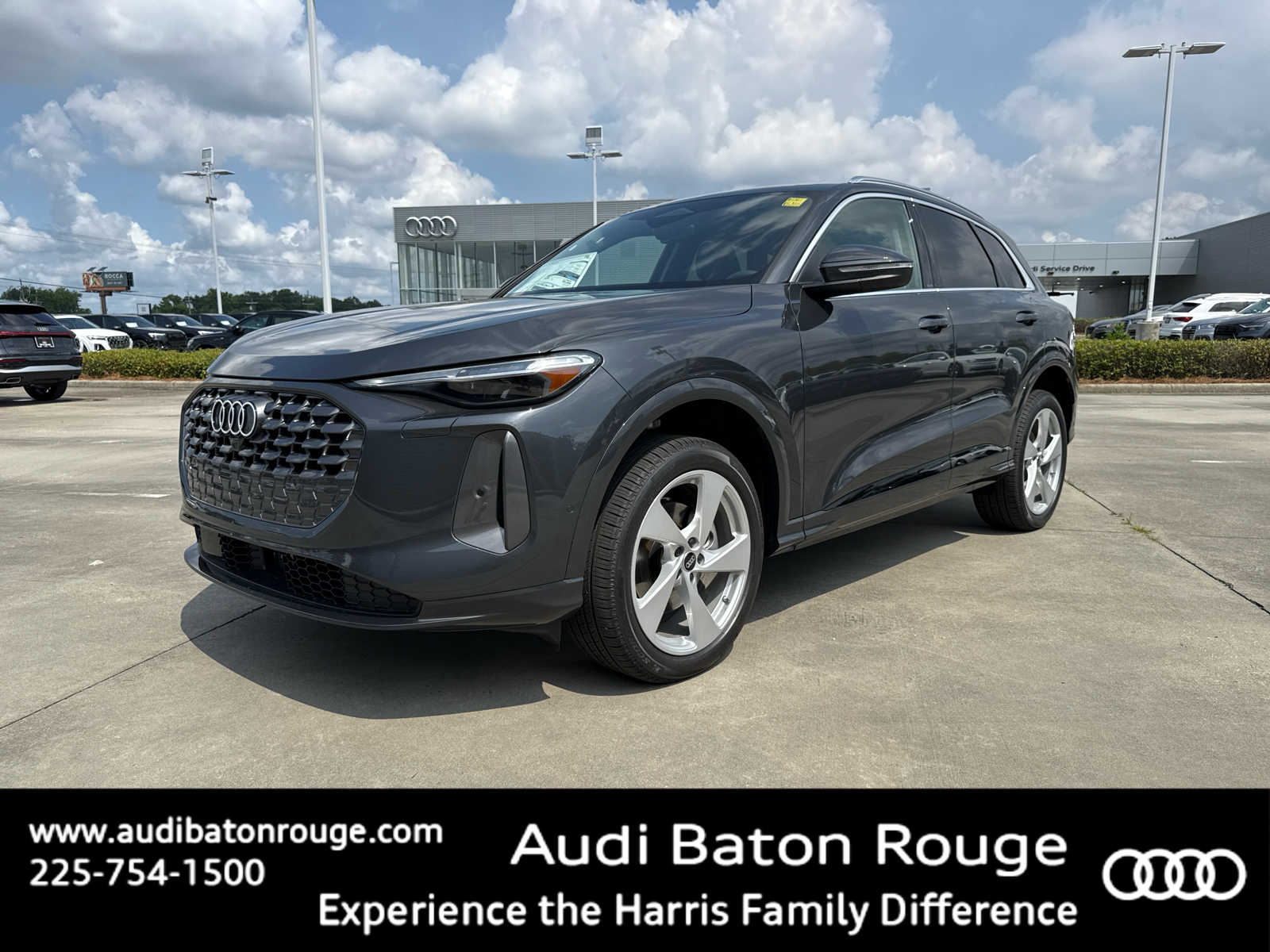 2025 Audi New Q5 Premium Plus's photo