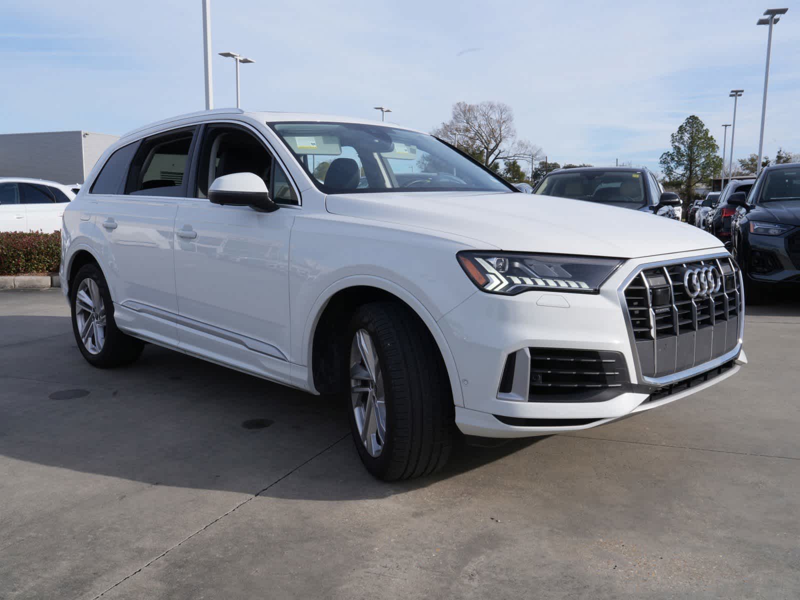 2024 Audi Q7 Premium Plus photo 3