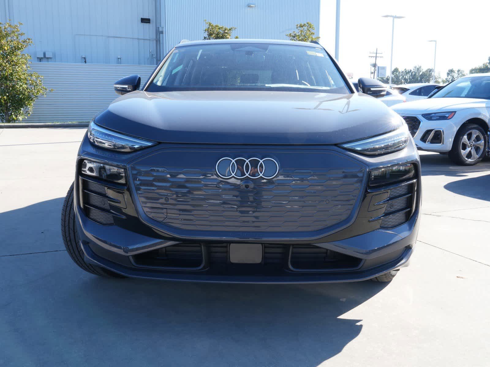 2025 Audi Q6 E-tron Premium Plus photo 2