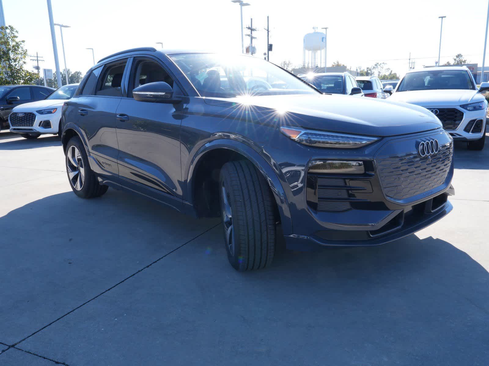 2025 Audi Q6 E-tron Premium Plus photo 3