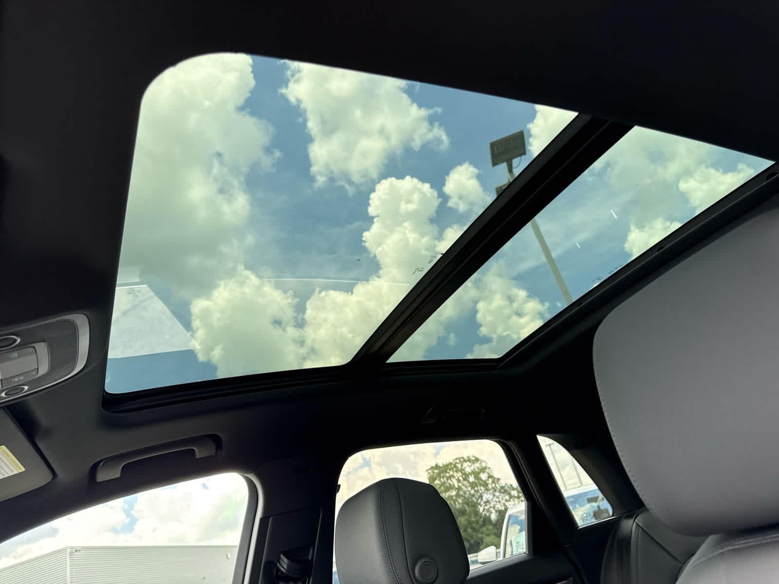 2025 Audi Q3 S Line Premium - Photo 30