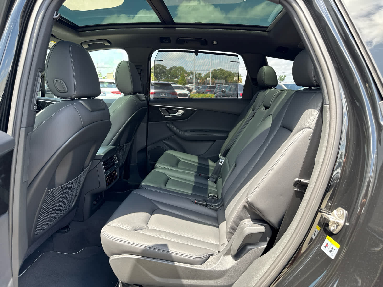 2025 Audi Q7 Premium Plus - Photo 29