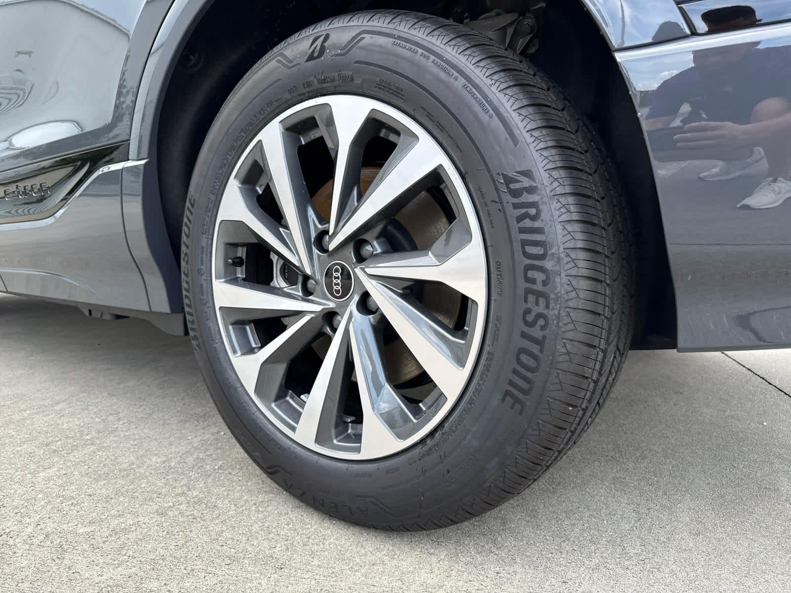 2025 Audi Q6 e-tron Premium - Photo 9