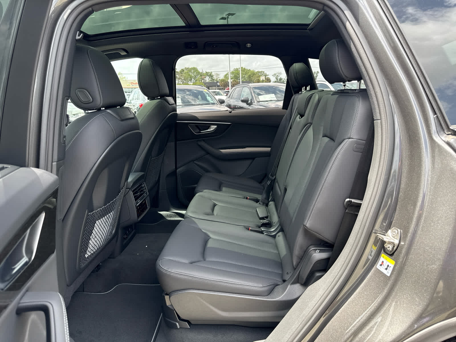 2025 Audi Q7 Premium Plus - Photo 18