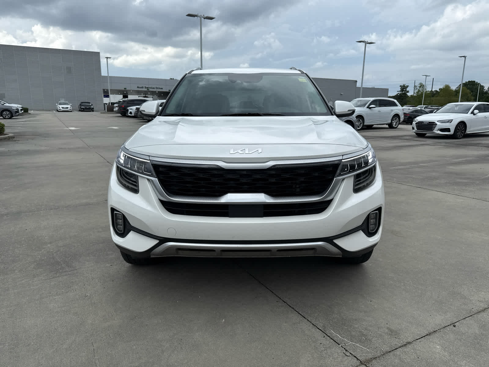 Used 2023 Kia Seltos SX with VIN KNDETCA26P7382809 for sale in Baton Rouge, LA