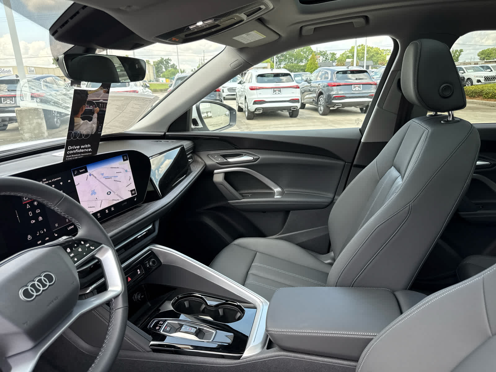 2025 Audi Q5 Premium - Photo 25