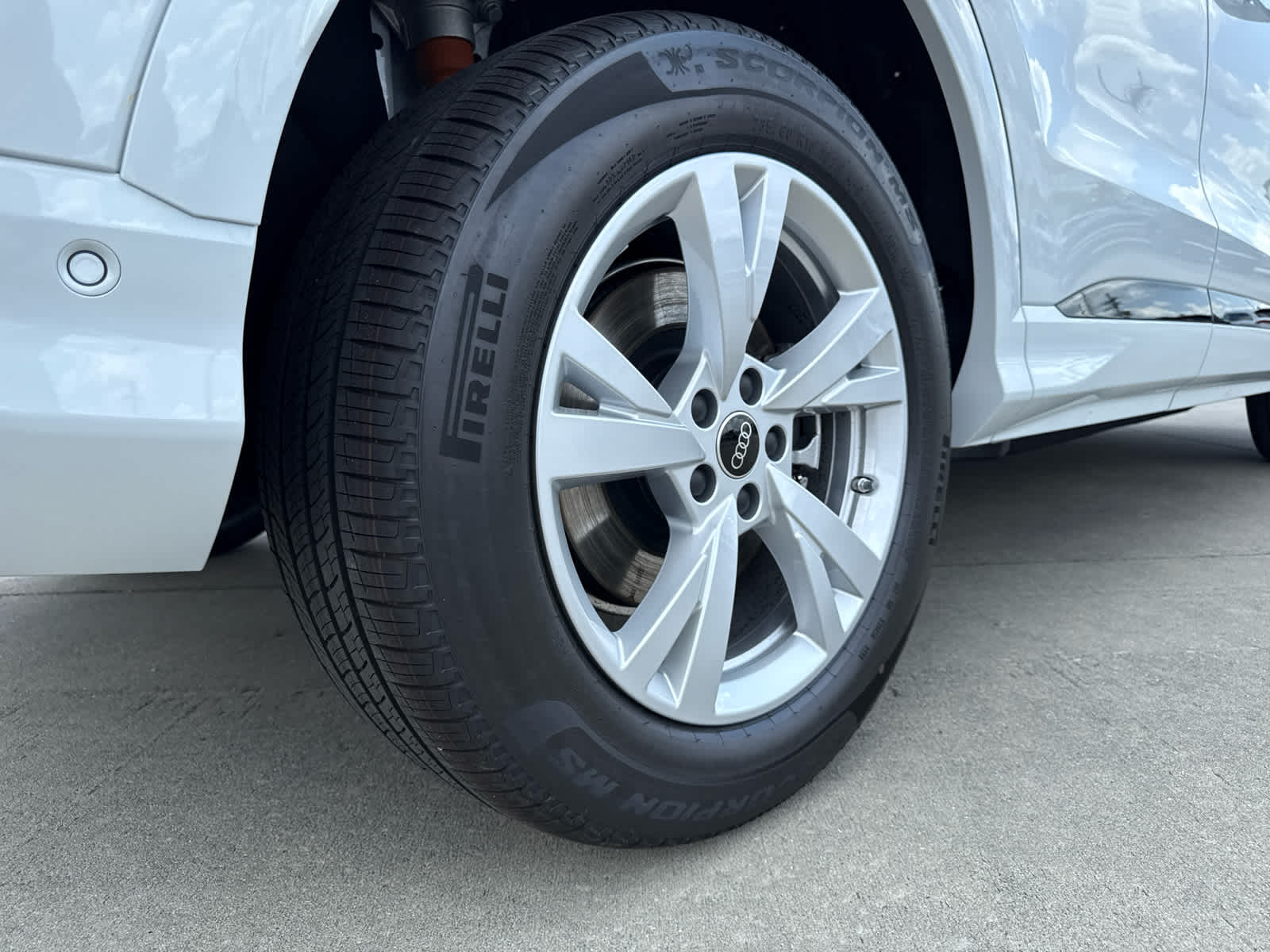 2025 Audi Q5 Premium - Photo 10