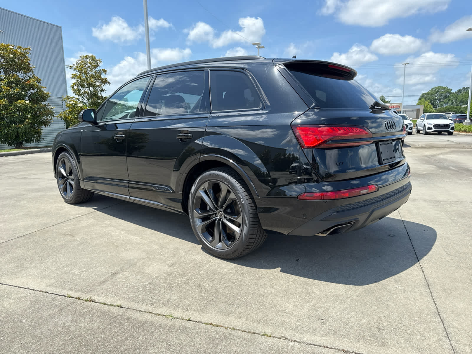 2025 Audi Q7 Premium Plus - Photo 7