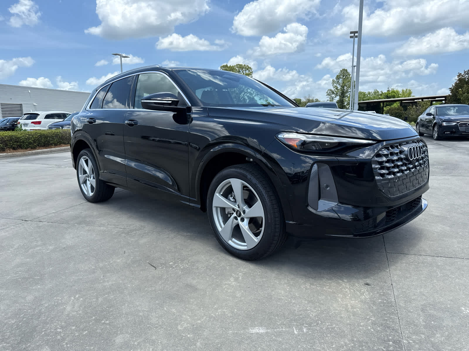 2025 Audi Q5 Premium Plus
