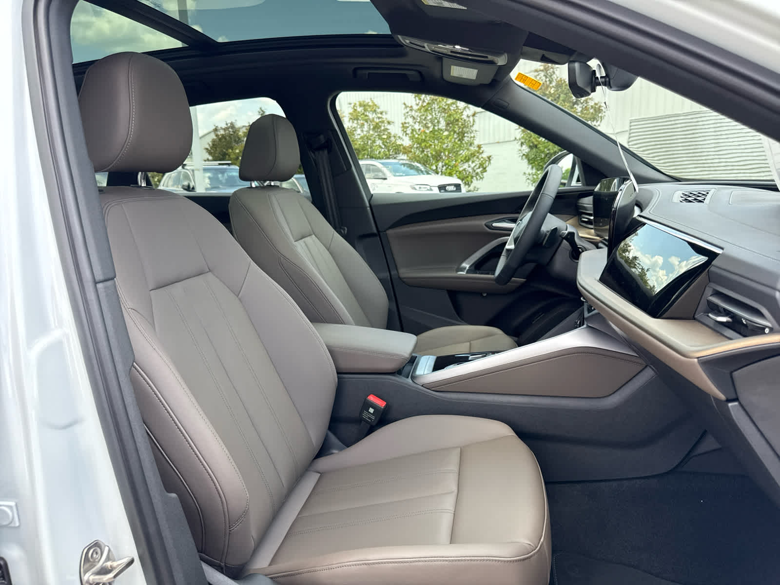 2025 Audi Q5 Premium - Photo 15