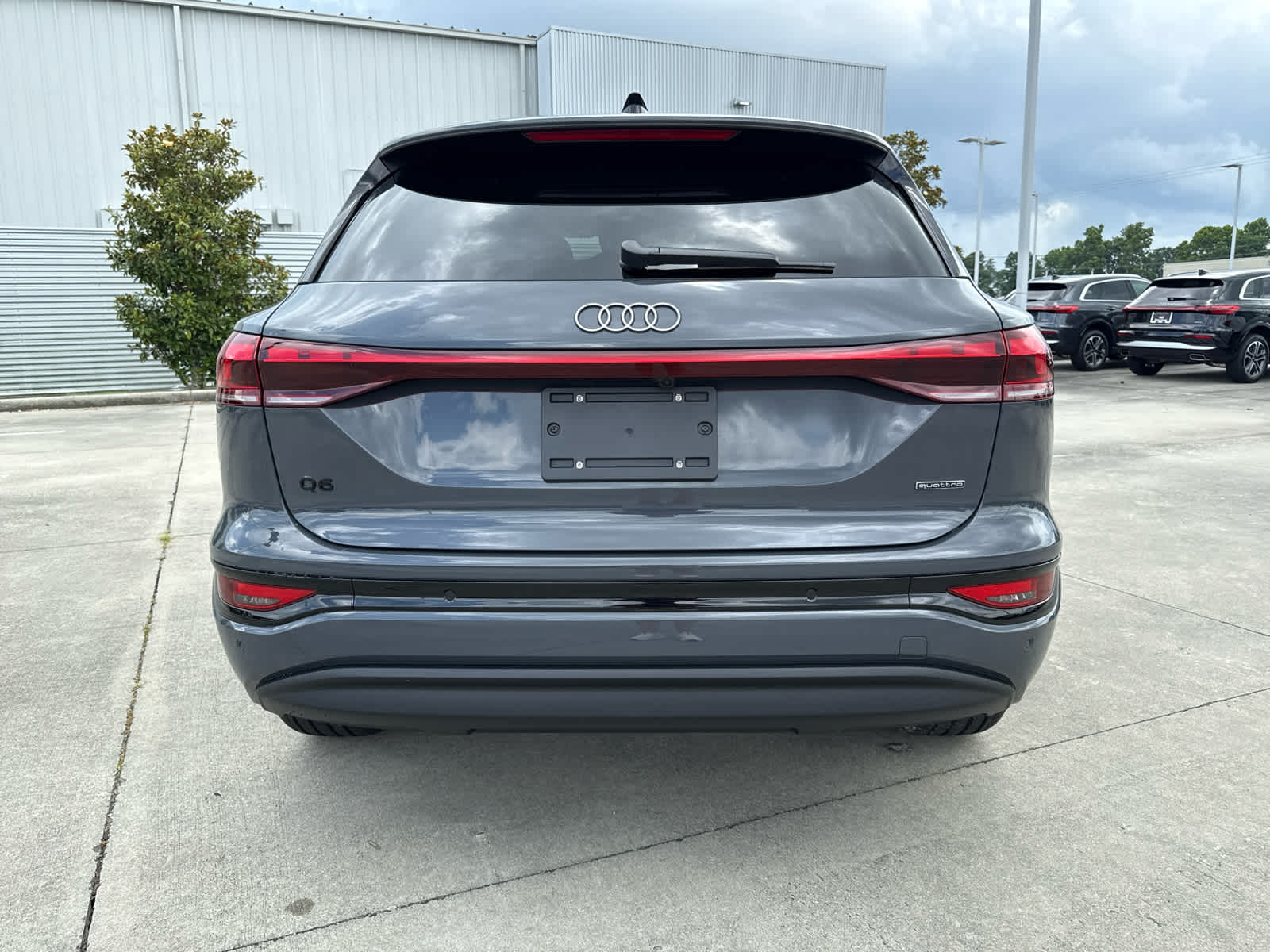 2025 Audi Q6 e-tron Premium - Photo 6