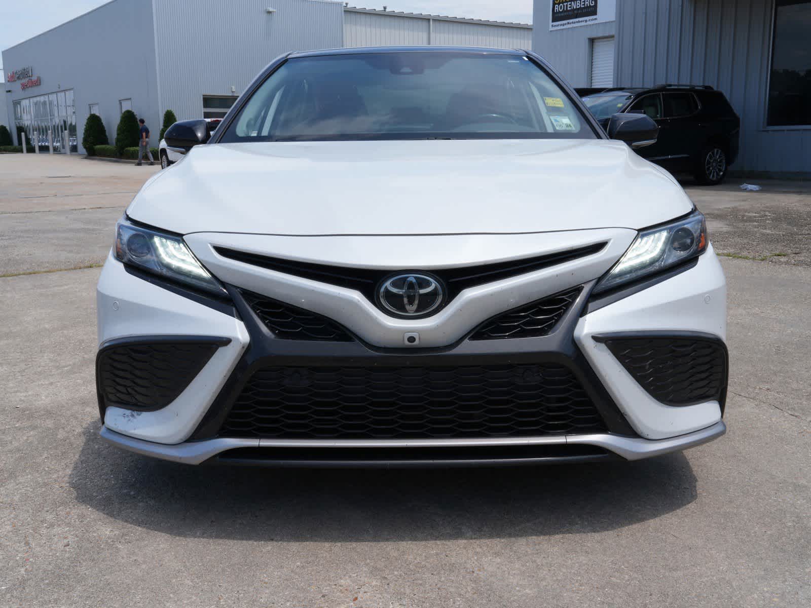 Used 2022 Toyota Camry XSE with VIN 4T1KZ1AK4NU062937 for sale in Baton Rouge, LA