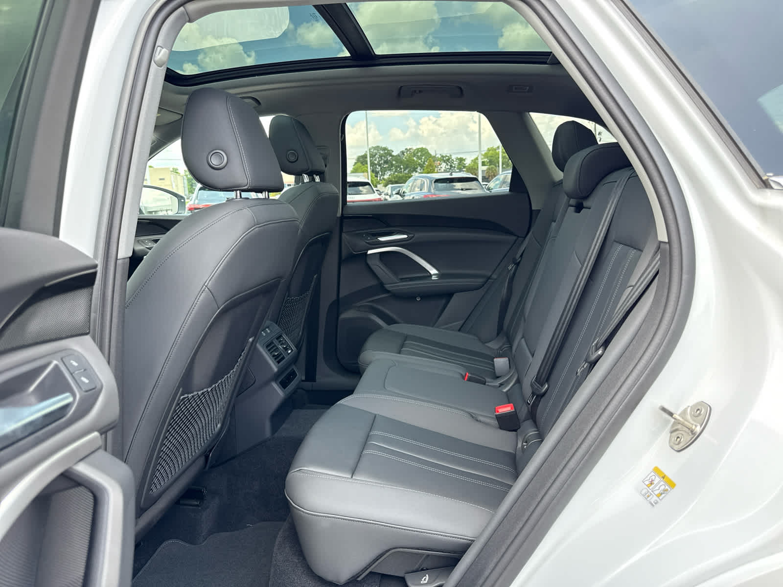 2025 Audi Q5 Premium - Photo 21