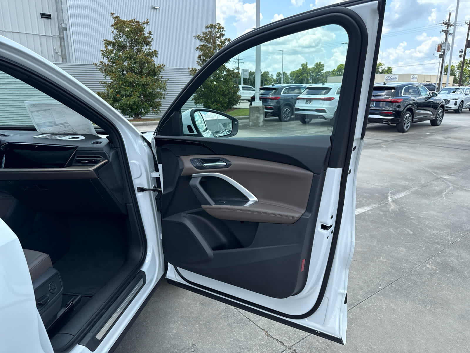 2025 Audi Q5 Premium - Photo 12