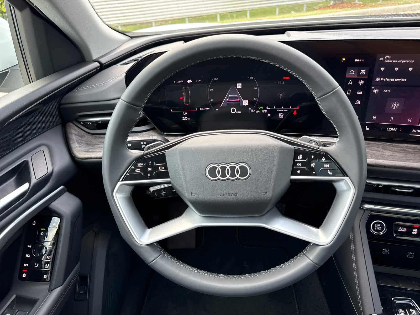 2025 Audi Q5 Premium - Photo 27