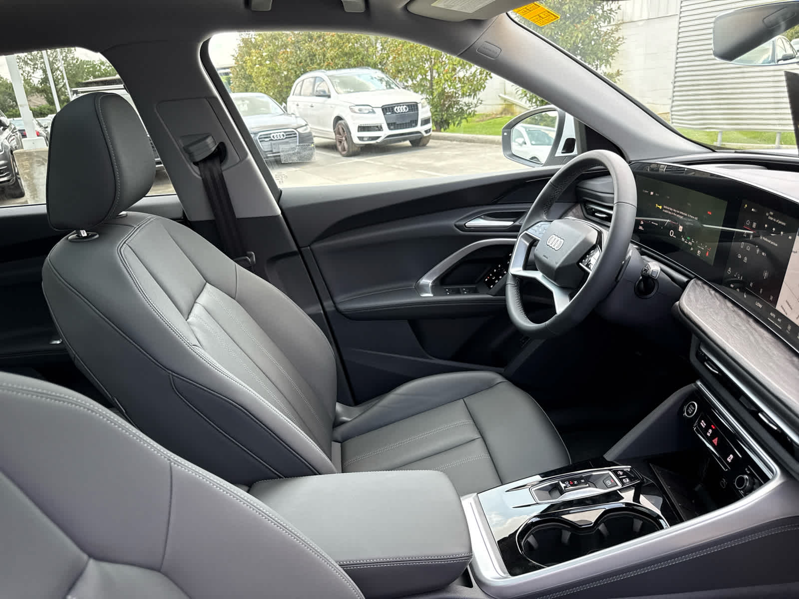 2025 Audi Q5 Premium - Photo 15
