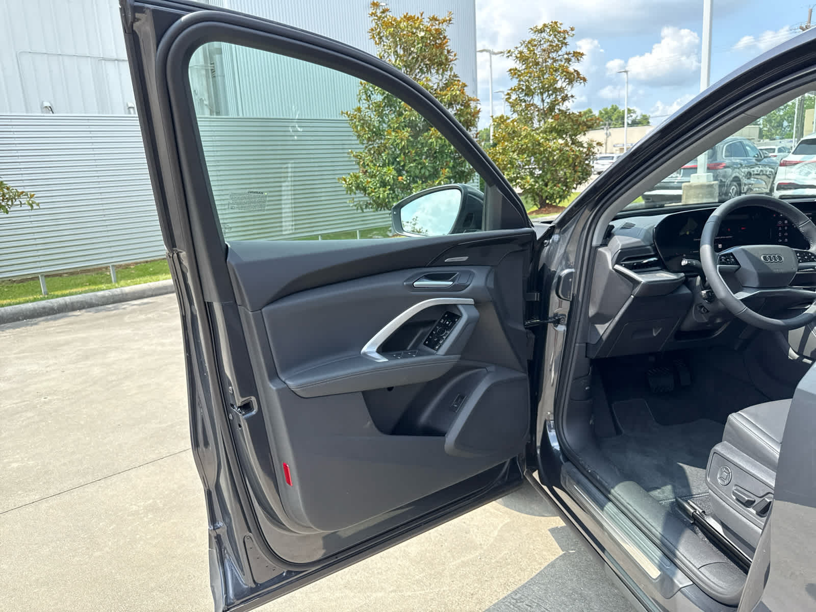 2025 Audi Q5 Premium Plus - Photo 23