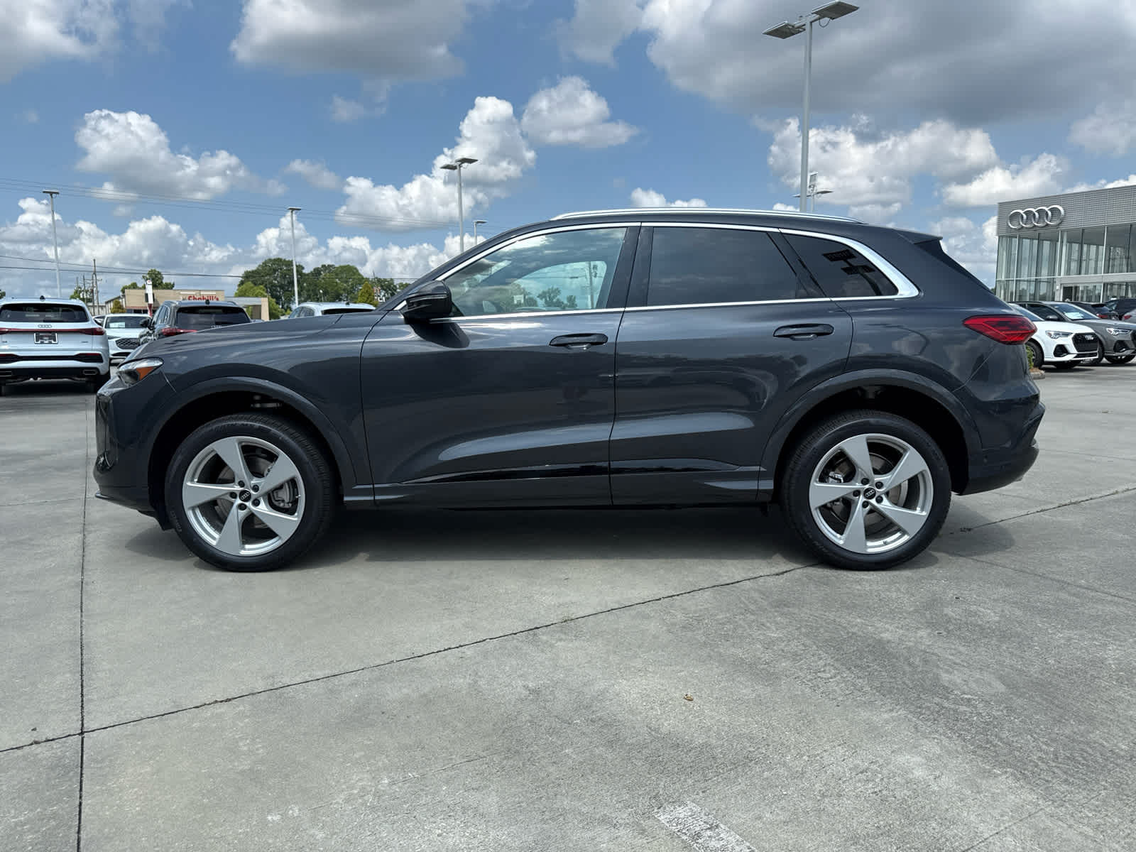 2025 Audi Q5 Premium Plus - Photo 8