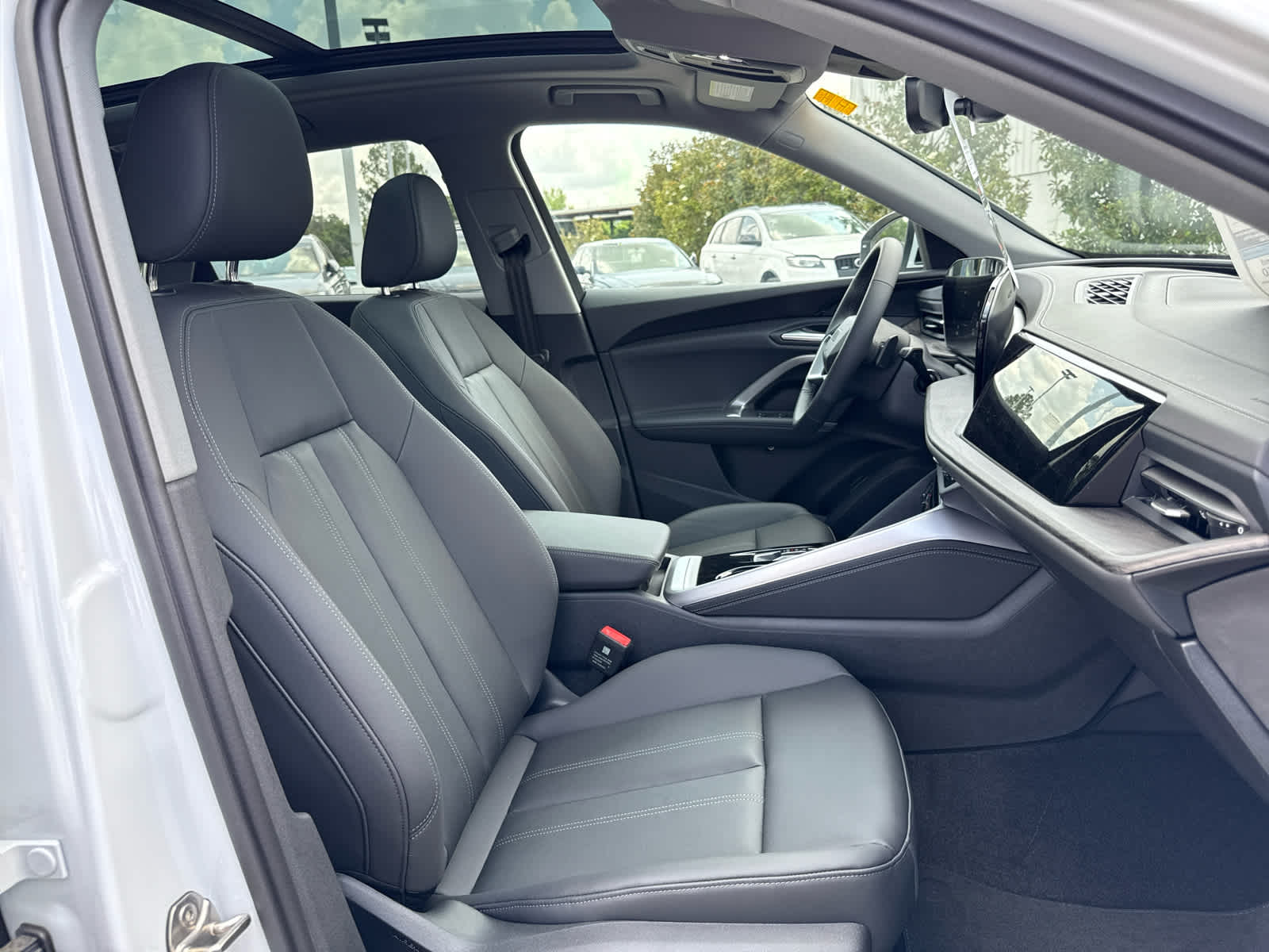 2025 Audi Q5 Premium - Photo 16