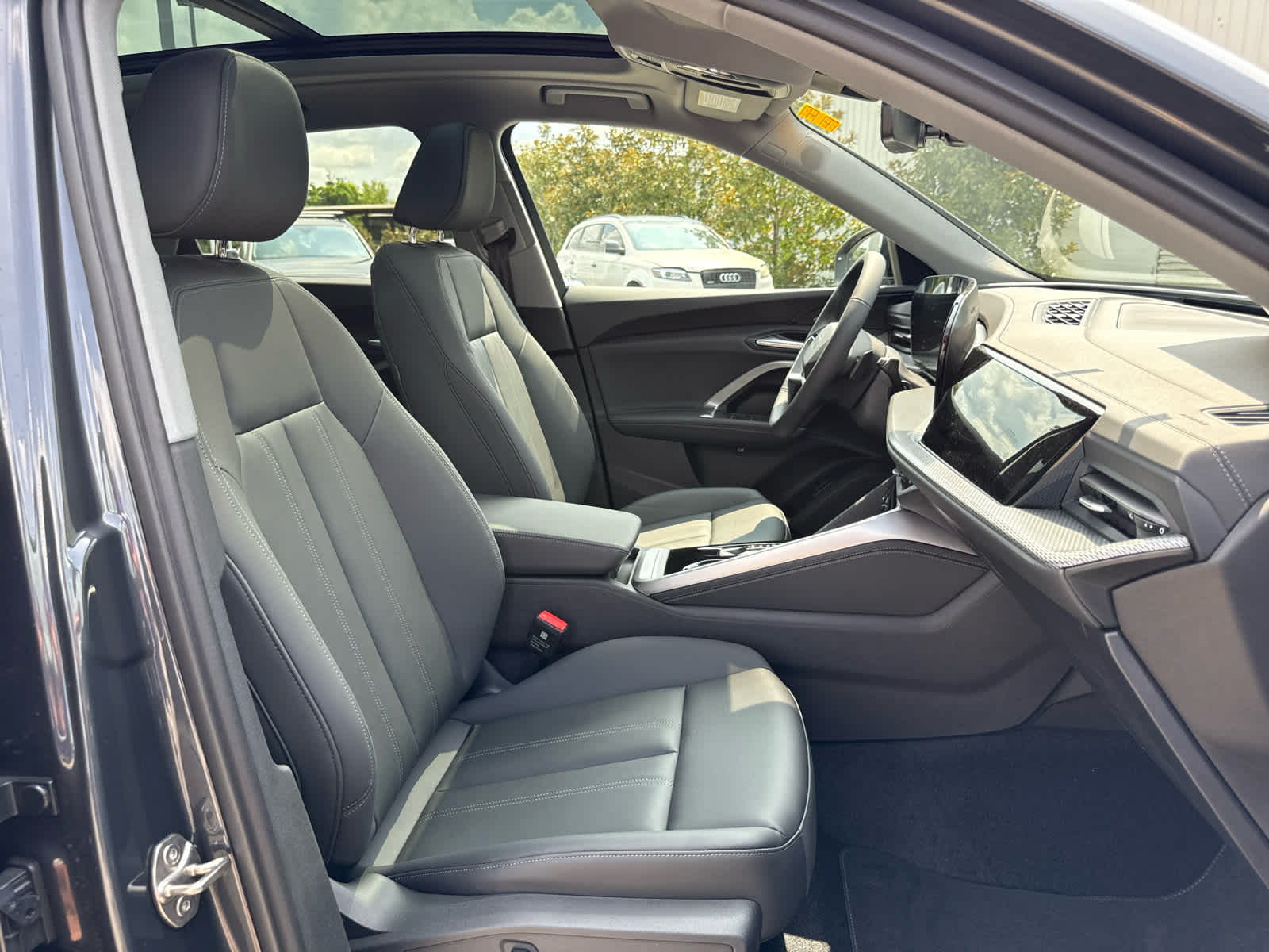 2025 Audi Q5 Premium Plus - Photo 16