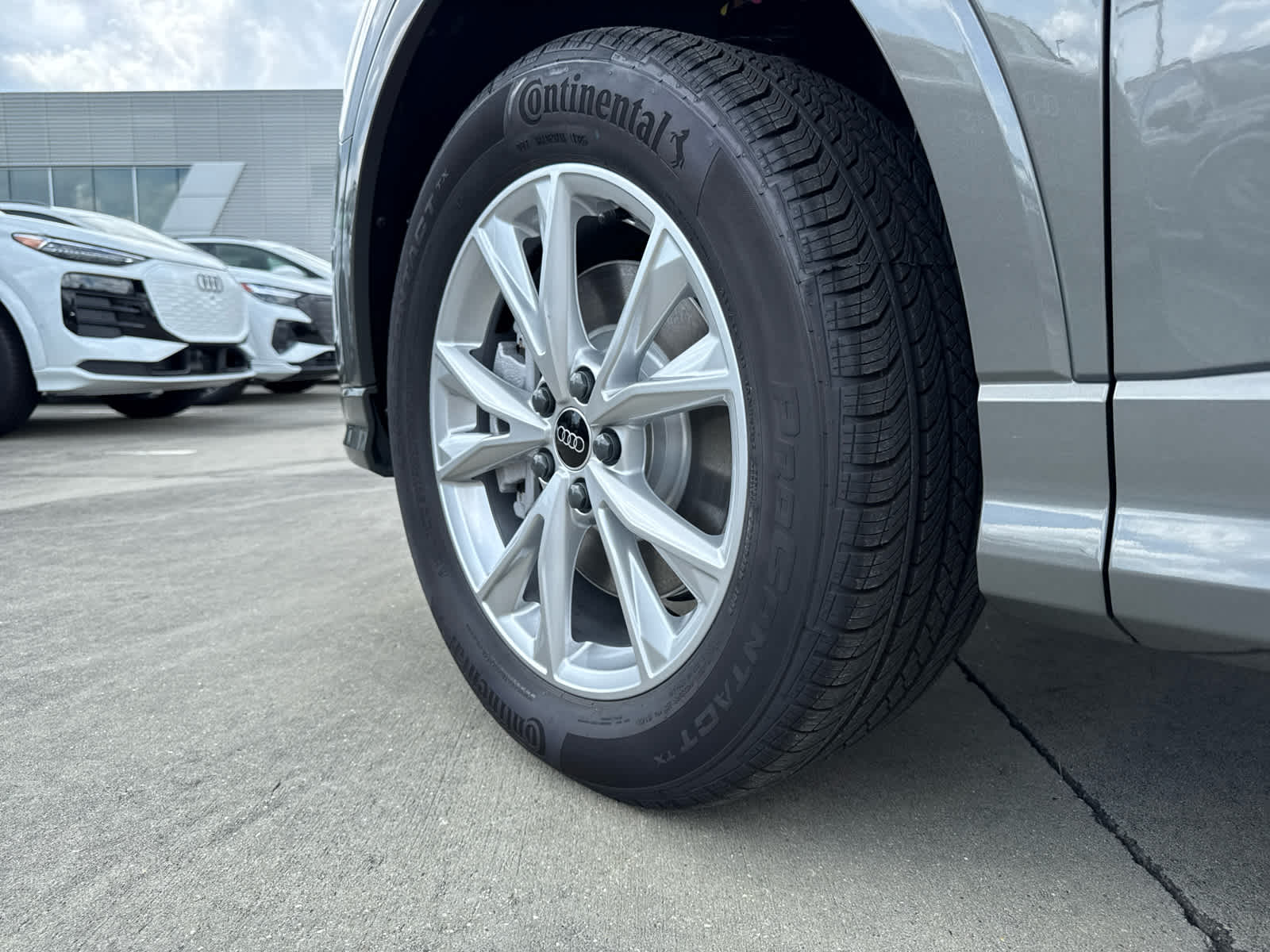 2025 Audi Q3 S Line Premium - Photo 10