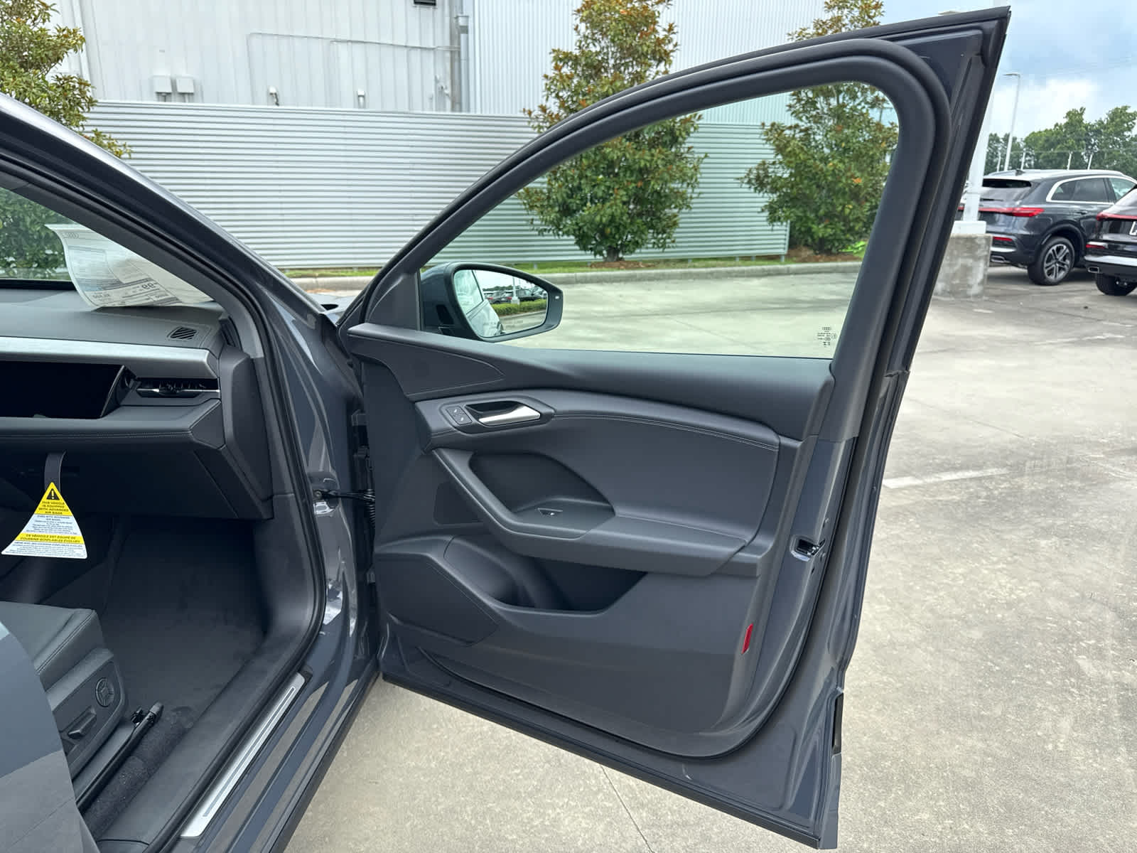 2025 Audi Q6 e-tron Premium - Photo 13