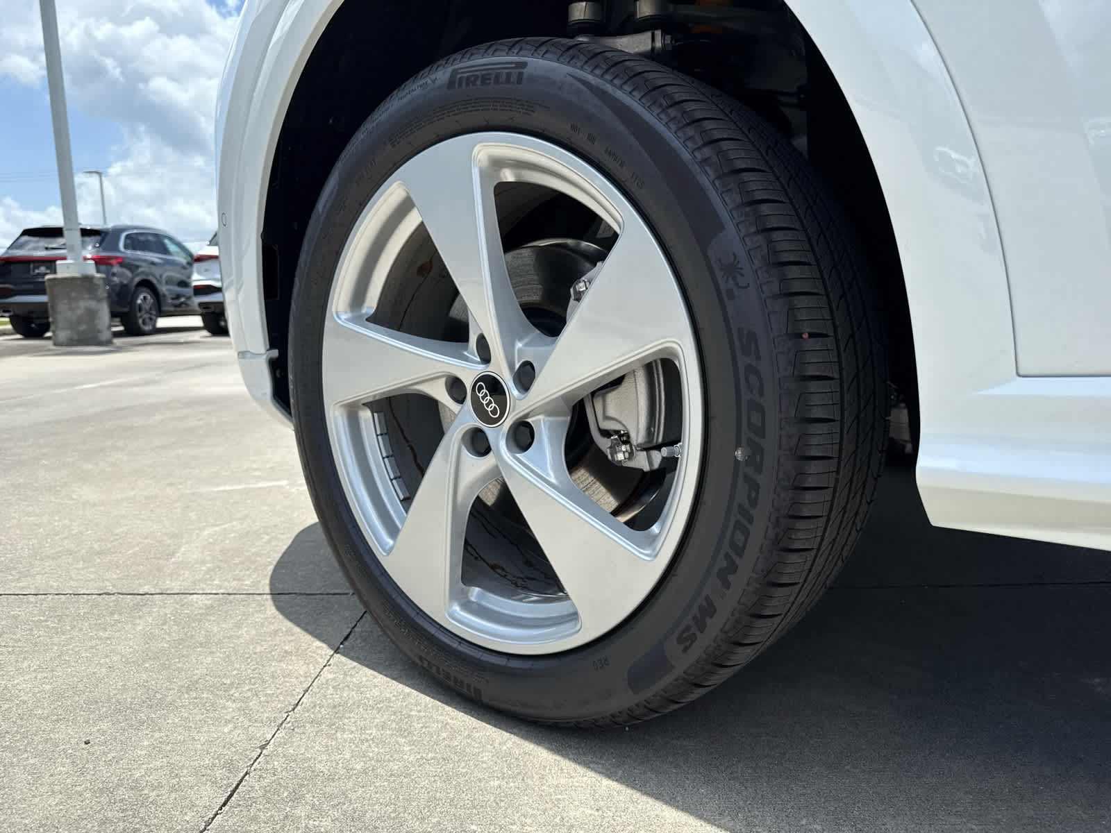 2025 Audi Q5 Premium Plus - Photo 10