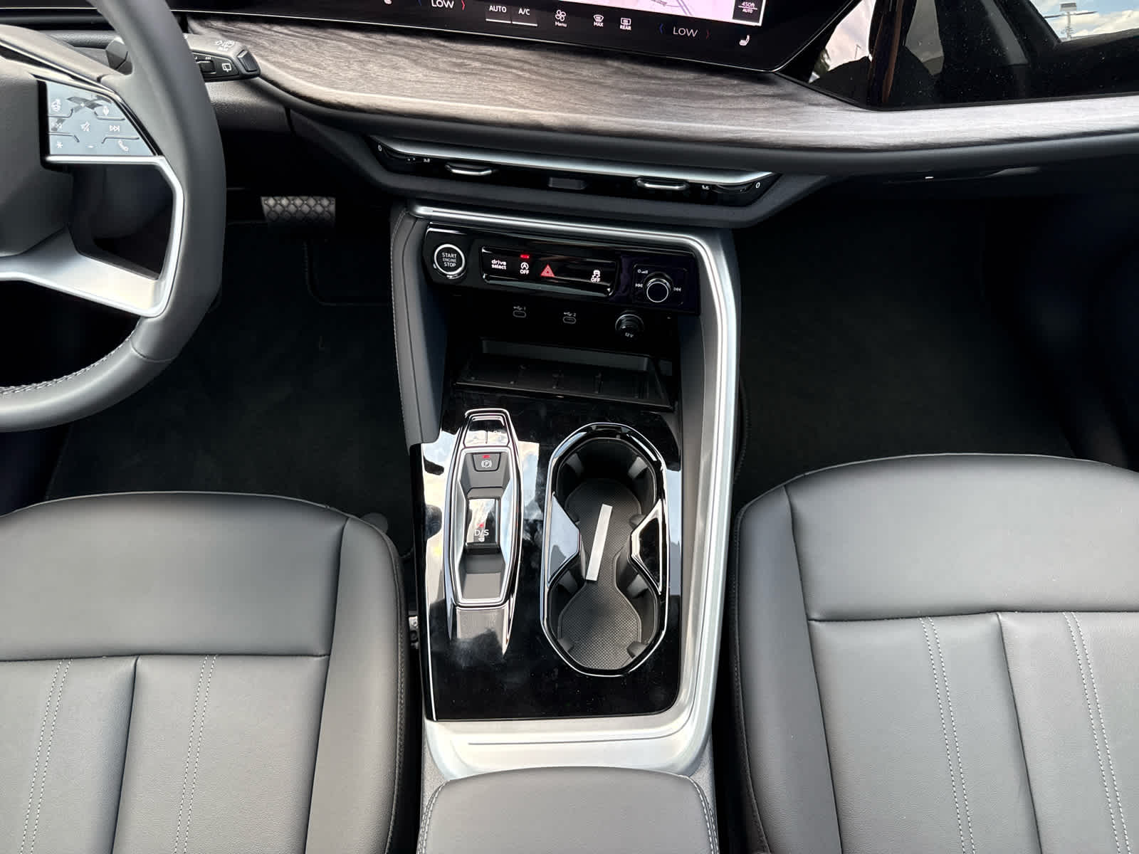 2025 Audi Q5 Premium - Photo 29