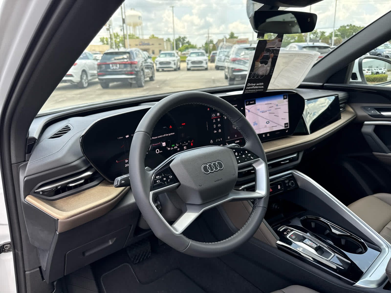 2025 Audi Q5 Premium - Photo 23