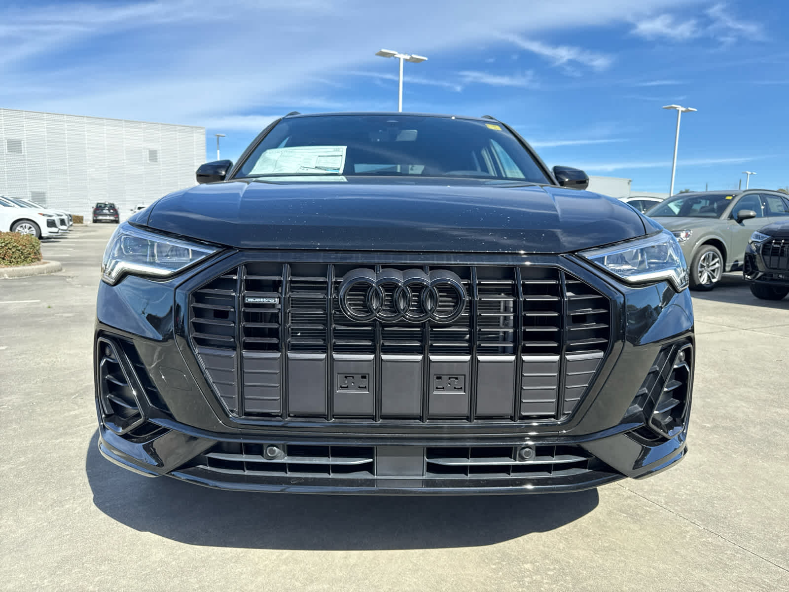 2025 Audi Q3 45 TFSI S line Premium photo 2