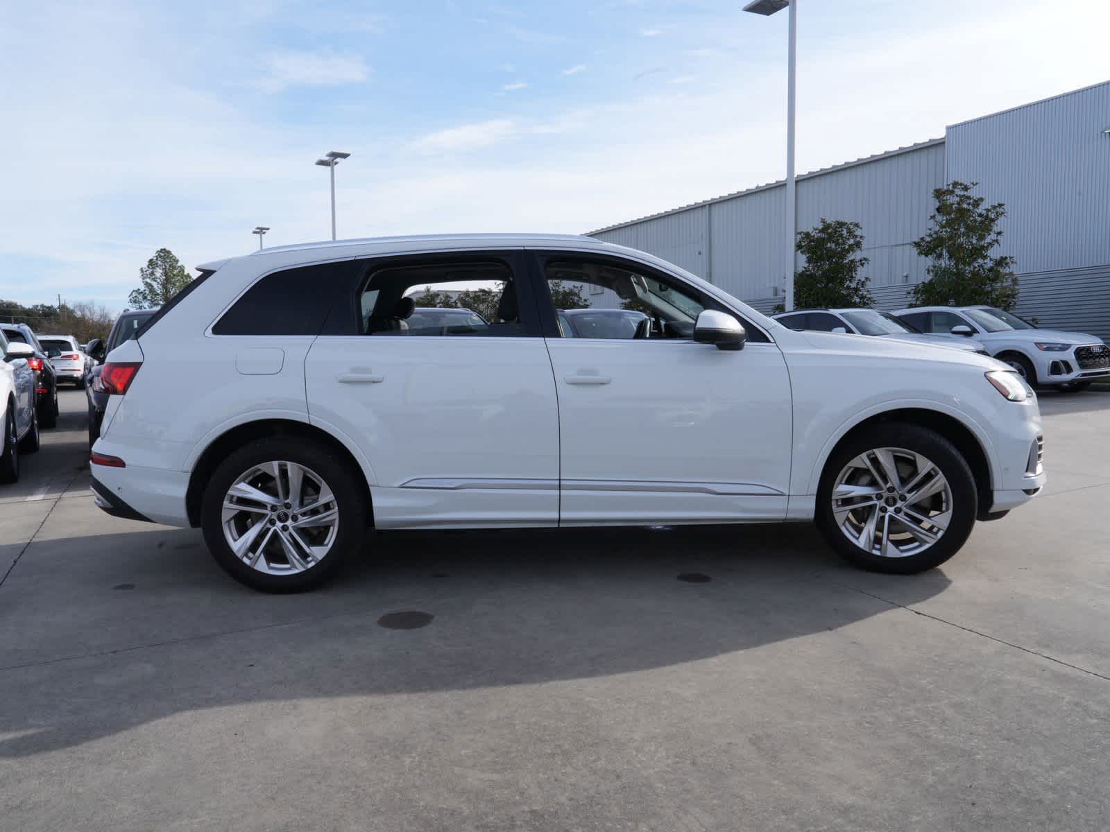 2024 Audi Q7 Premium Plus photo 4