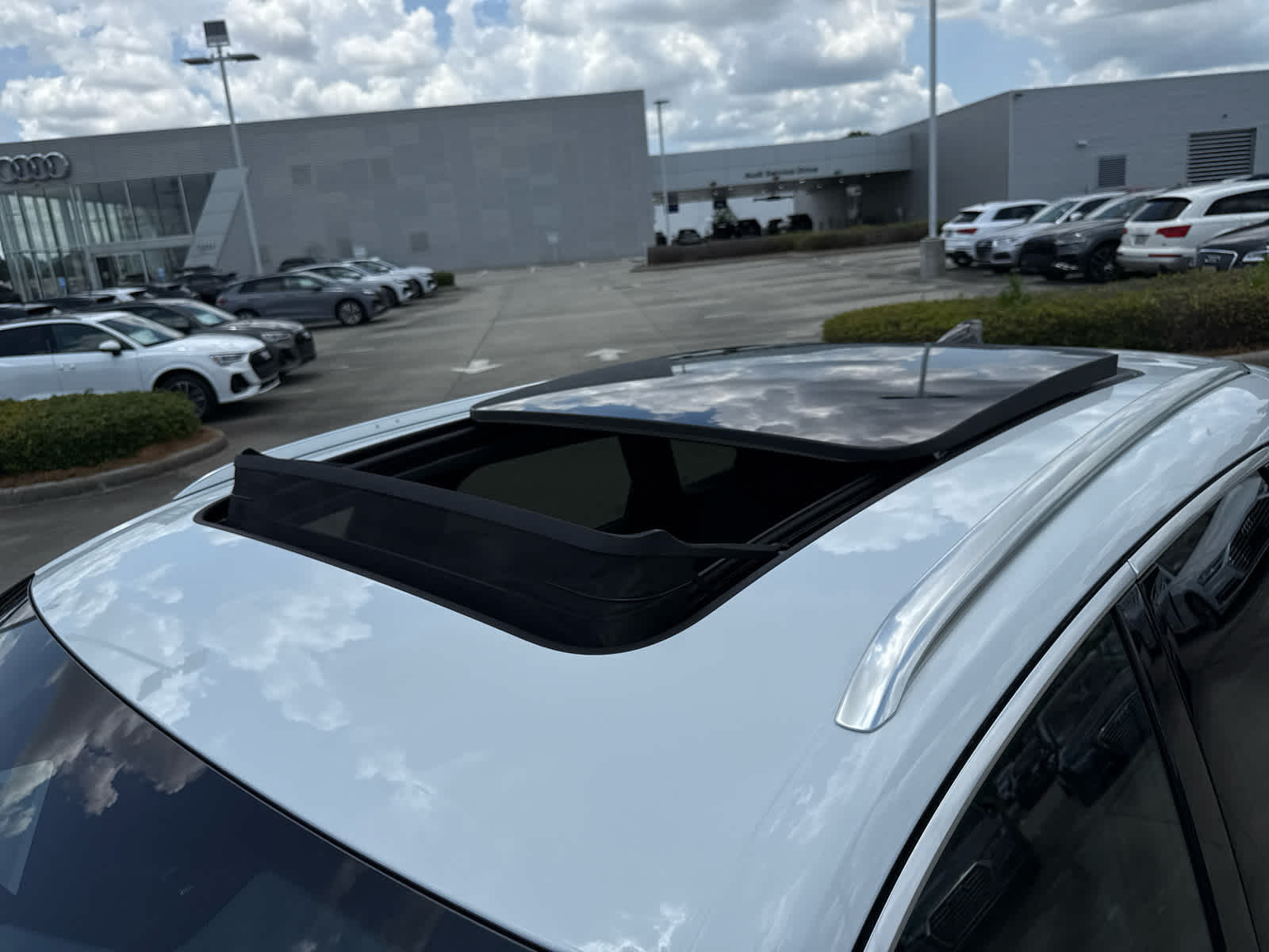 2025 Audi Q5 Premium - Photo 31