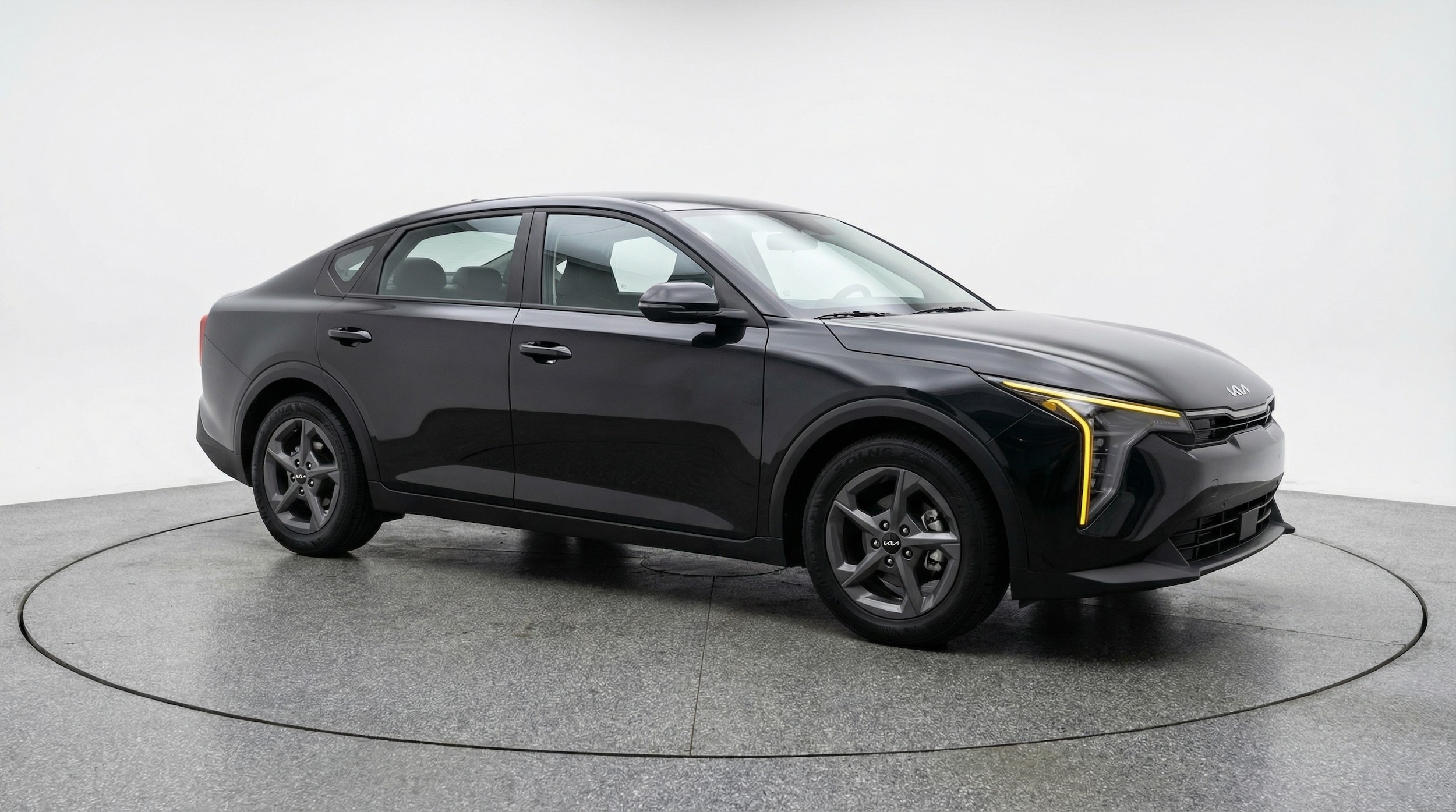 Thumbnail: 2025 Kia K4 - 1