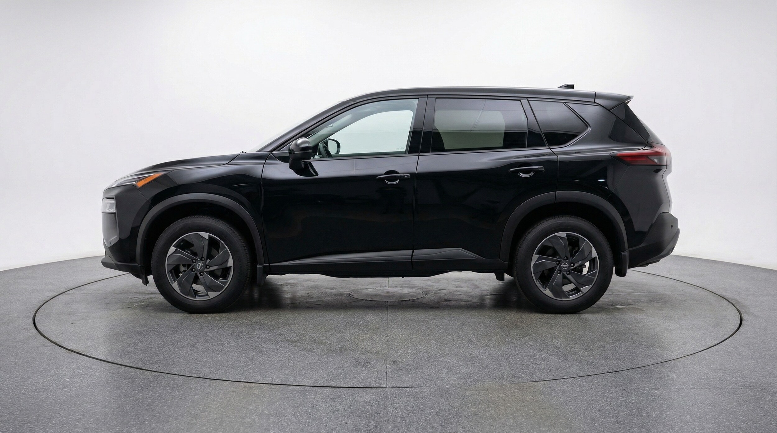 Thumbnail: 2025 Nissan Rogue - 4