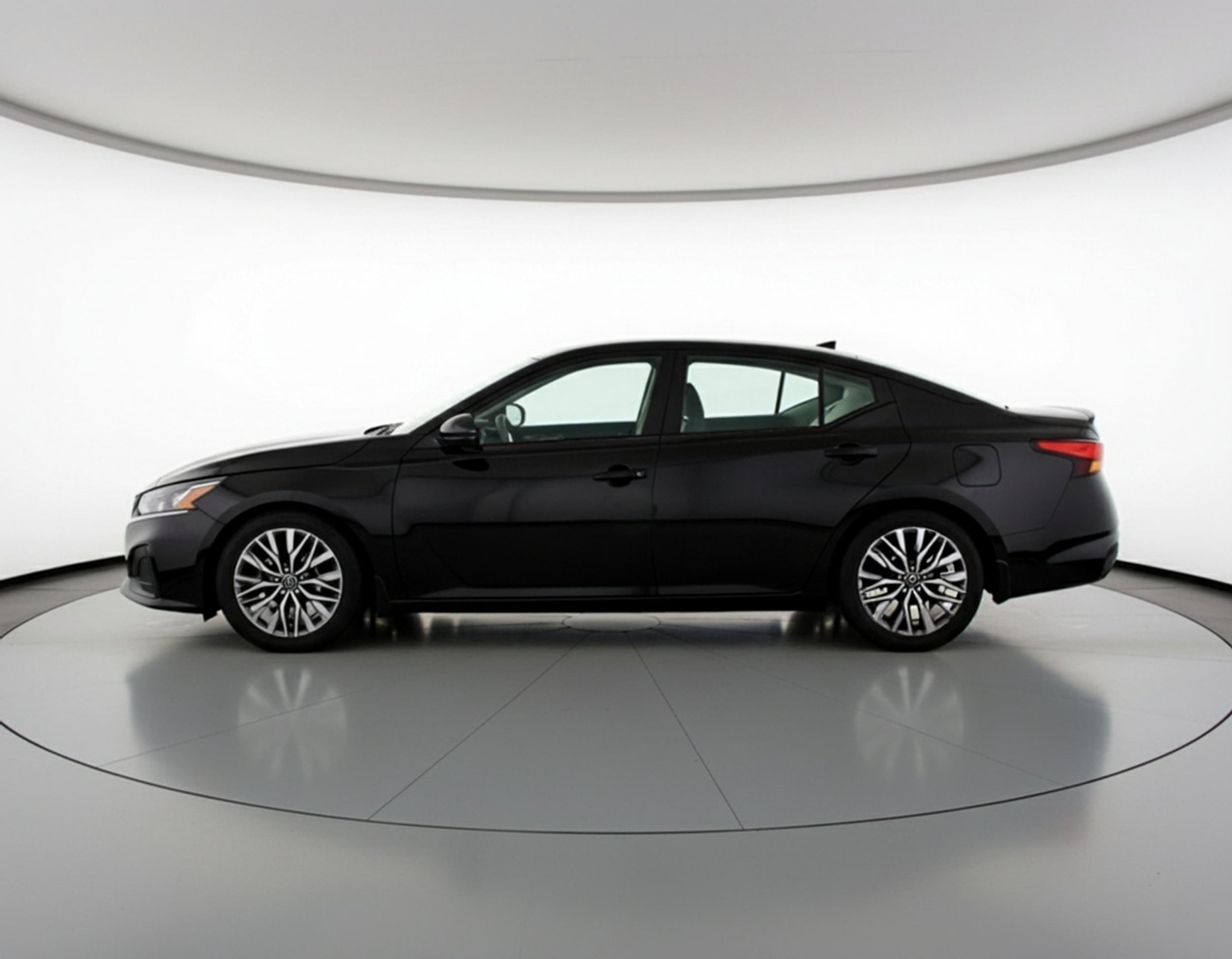Thumbnail: 2025 Nissan Altima - 4