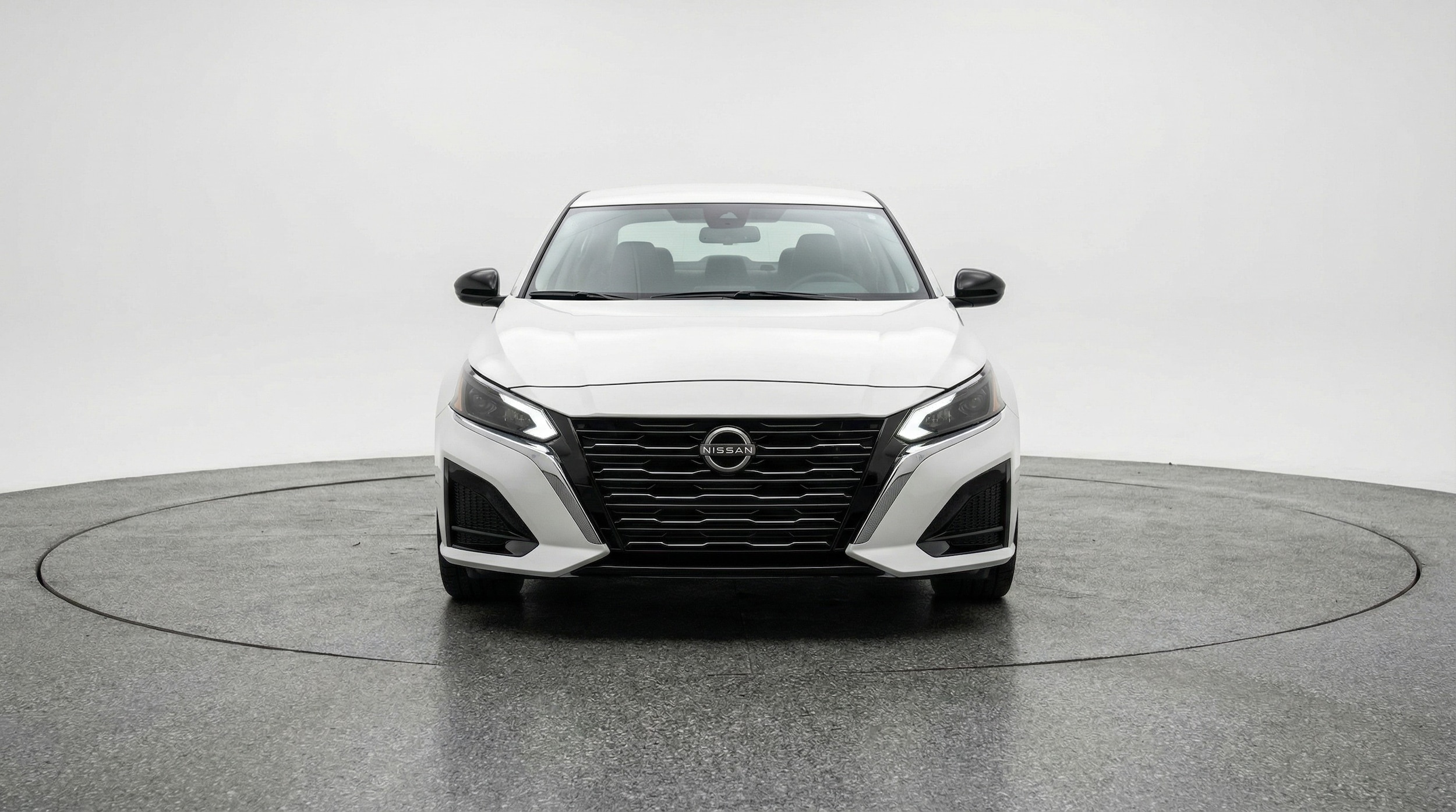 Thumbnail: 2025 Nissan Altima - 2